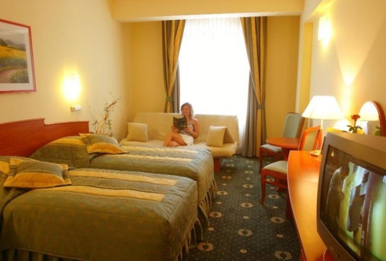 Hotel Abrava Drawsko Pomorskie Ngoại thất bức ảnh